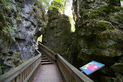 Mono Cliffs ©Shireen Nadir 2012 Mono Cliffs ©Shireen Nadir 2012