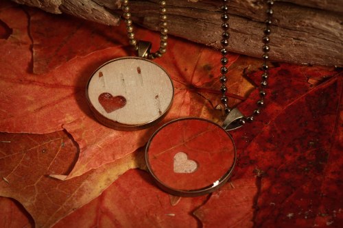 Real leaf jewellery ©Shireen Nadir 2012