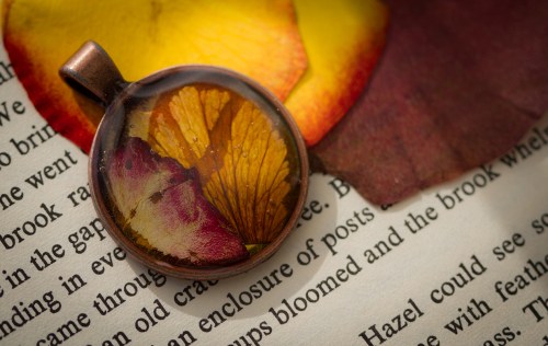 Preserved wedding bouquet ©Shireen Nadir 2012