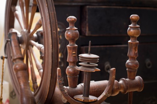 1860 Spinning wheel ©Shireen Nadir 2012 1860 Spinning wheel ©Shireen Nadir 2012