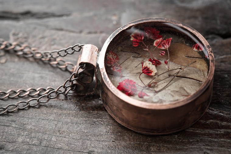 Resin Jewelry ©Shireen Nadir 2014