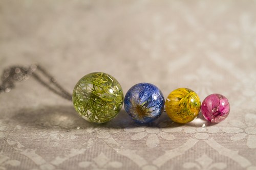 Resin Jewelry ©Shireen Nadir 2013