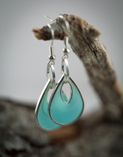 Resin Jewellery, 2nd Edition ©Shireen Nadir 2014